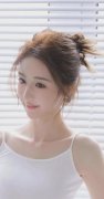 <b>春秋旅逛理周卫红暗示？</b>